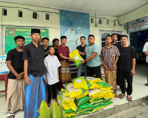 Elang 3 Hambalang Riau dan Kelompok Tani RJM Salurkan 10 Ton Beras untuk Masyarakat dan Panti Asuhan di Riau