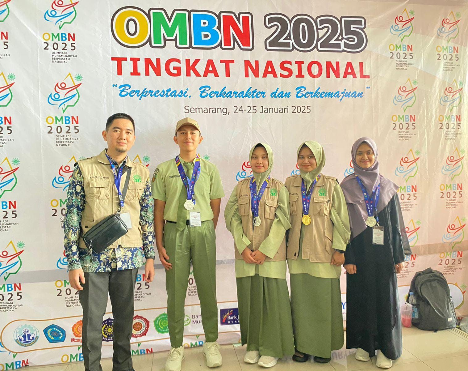 Kontingen Muhammadiyah Riau Bawa Pulang 35 Medali di Ajang Nasional OMBN 2025 Semarang